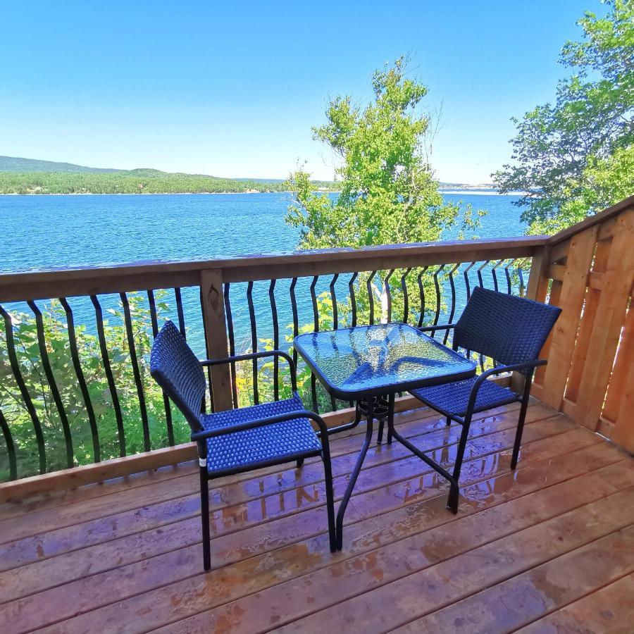 Knotty Pine Ocean Front Suite - Adults Only Ingonish Zewnętrze zdjęcie