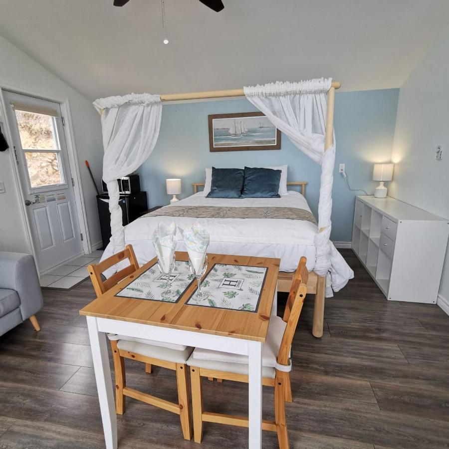 Knotty Pine Ocean Front Suite - Adults Only Ingonish Zewnętrze zdjęcie