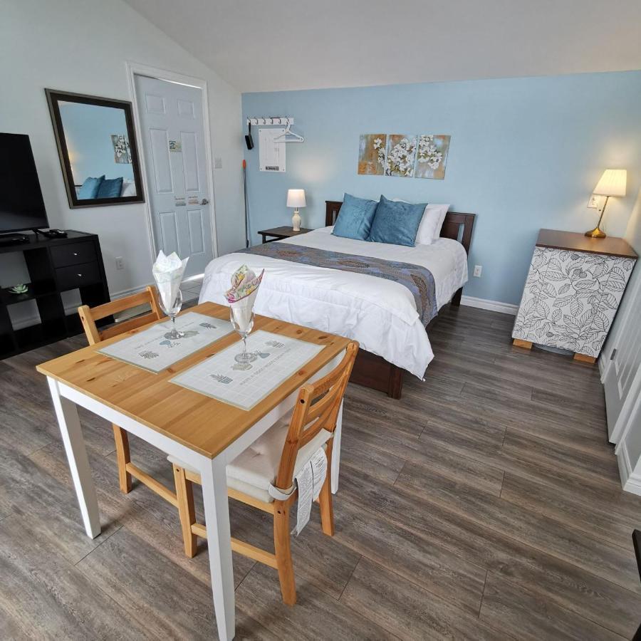 Knotty Pine Ocean Front Suite - Adults Only Ingonish Zewnętrze zdjęcie