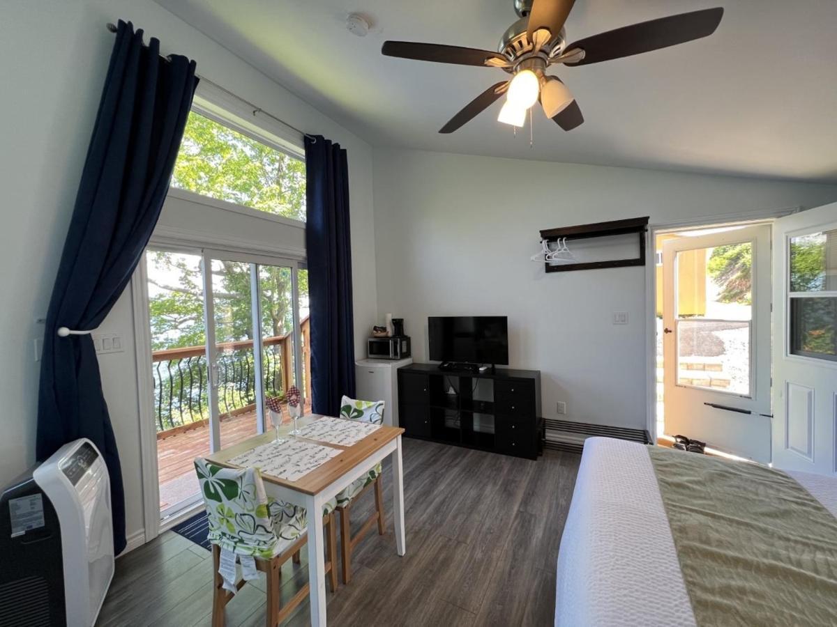 Knotty Pine Ocean Front Suite - Adults Only Ingonish Zewnętrze zdjęcie